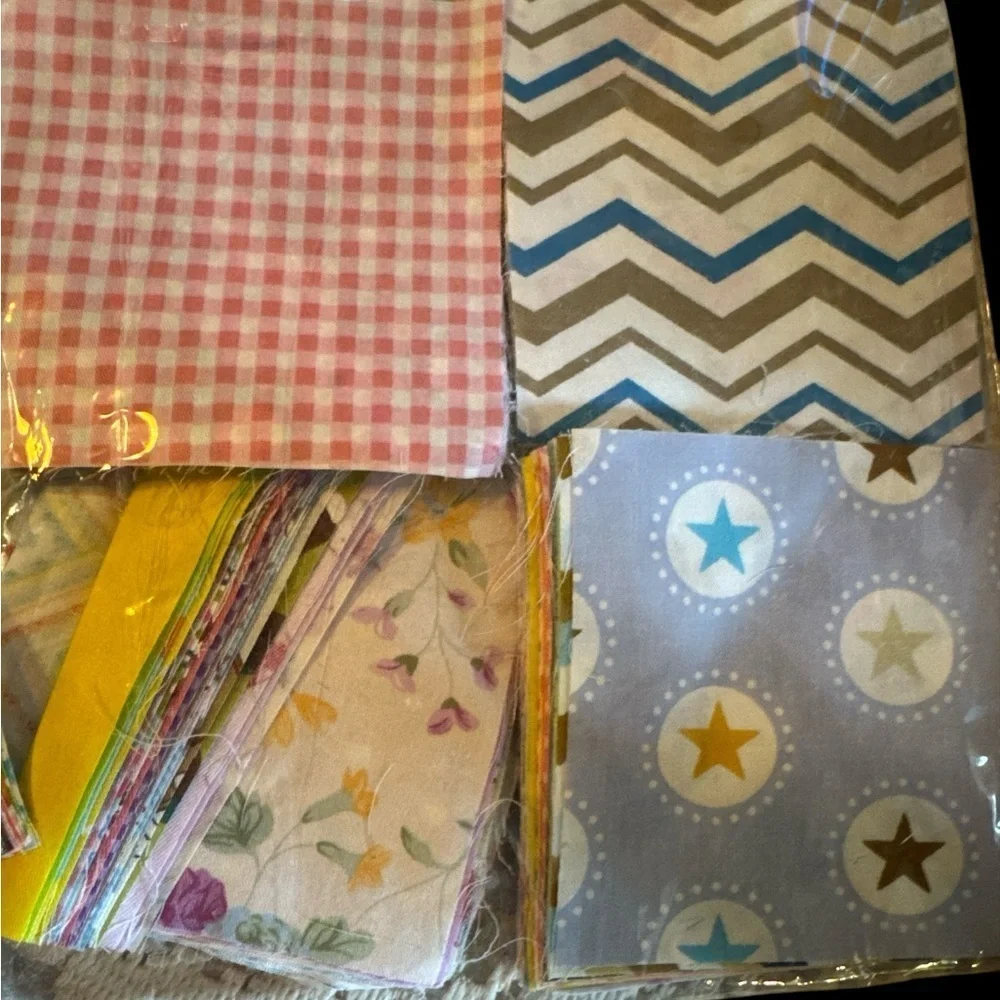 Quilting Misc 4” x 4” print Quilting Squares “levylisa” 200 pcs. NIP